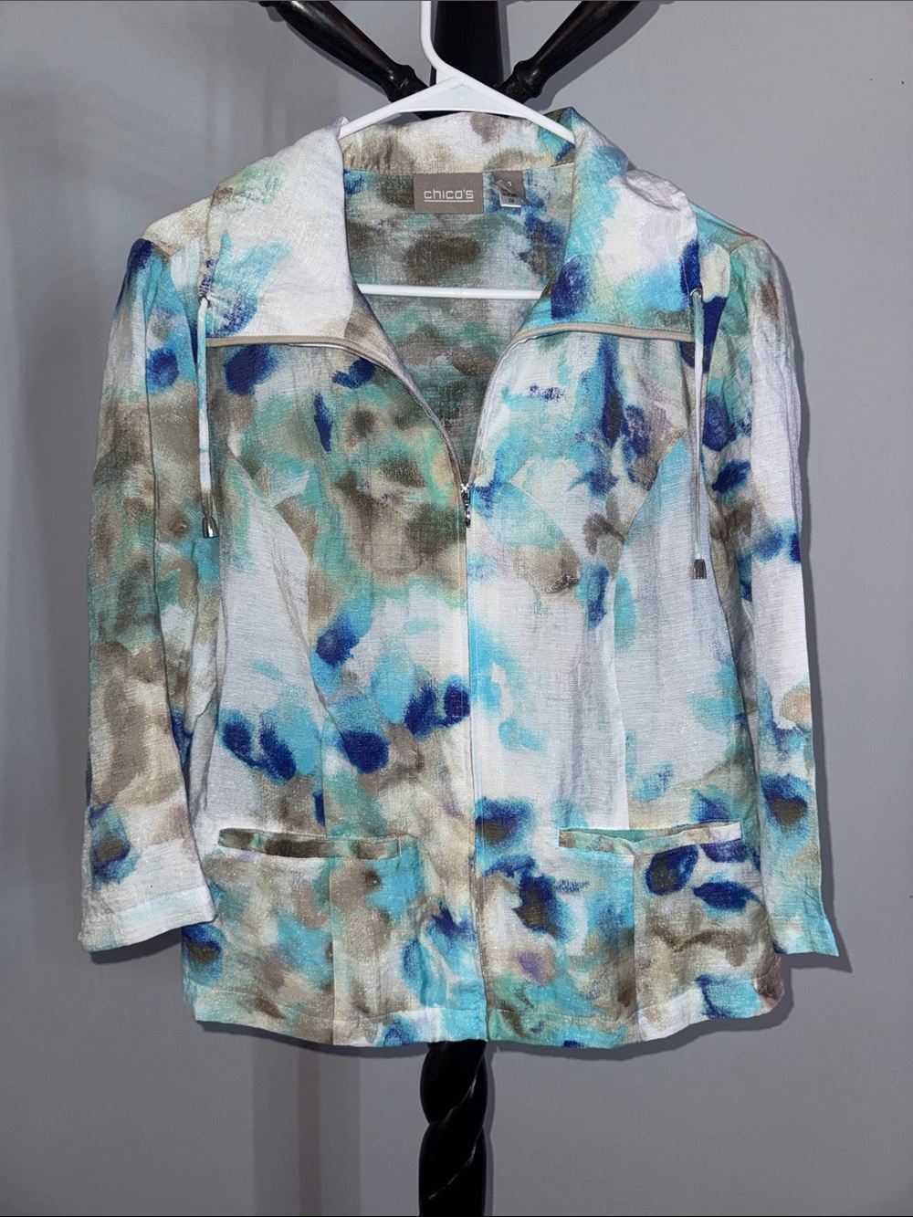 Chico's Blue, Teal & White Watercolor Zip Jacket 31.